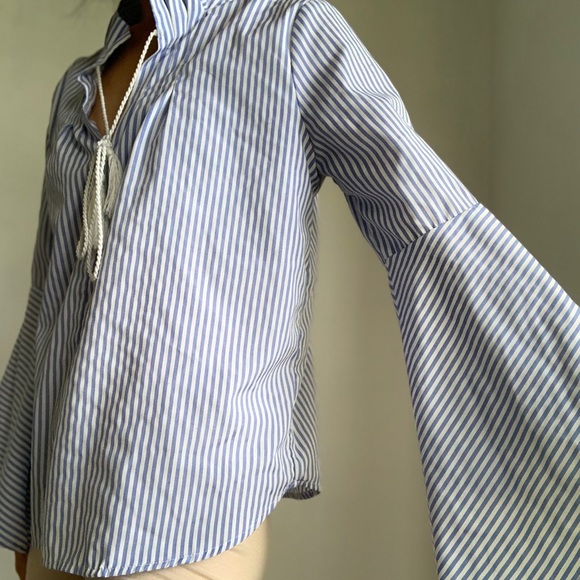Flowy Pinstripped Summer Blouse! - Picture 3 of 3